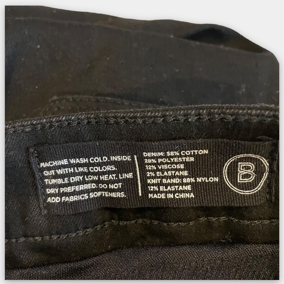 NEW Blanqi Black Wash Slit Knee Distressed Maternity Jeans Denim Size 2 - Picture 7 of 8